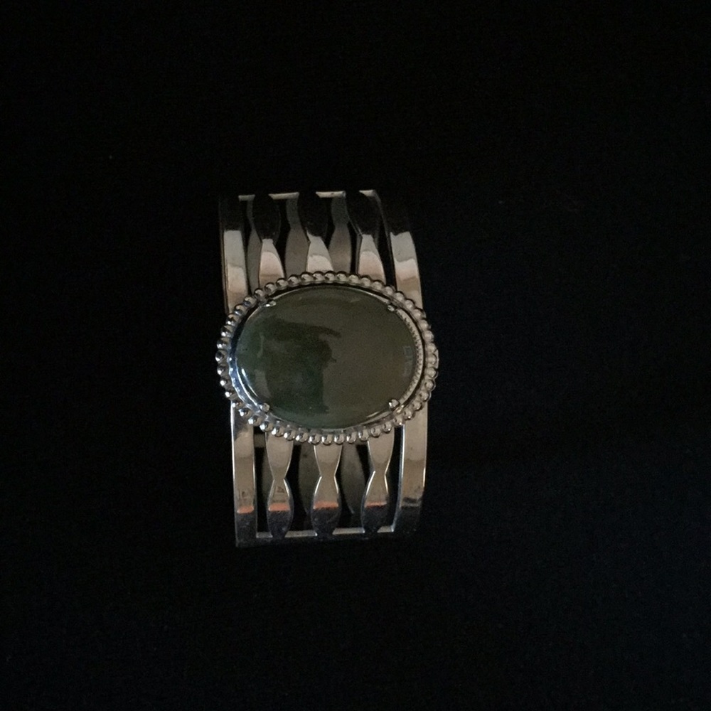 Vintage Cuff Bracelet Green Stone Attractive